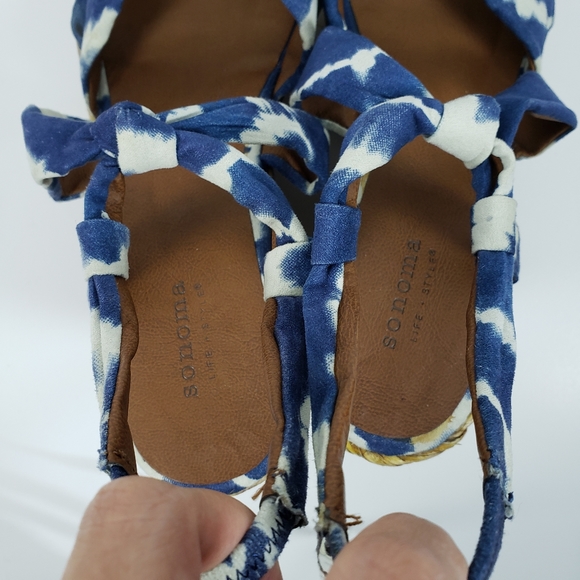 SONOMA Tye Dye WEDGE SANDALS - Picture 5 of 7